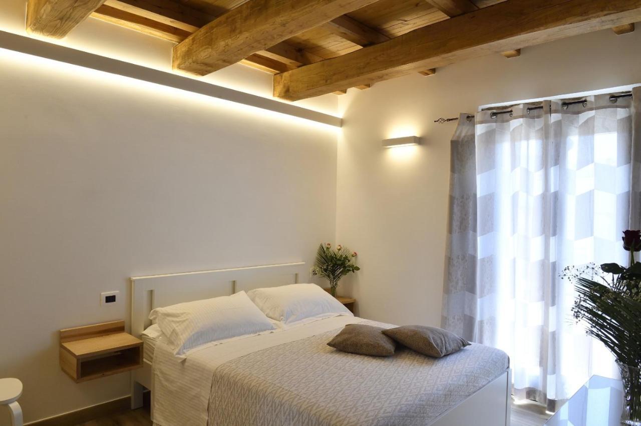 Le Benedettine Affittacamere Relais Fondi Εξωτερικό φωτογραφία